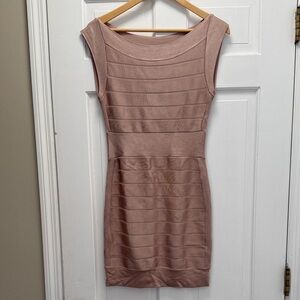 French connection boat neck cap sleeve Blush Mini bandeau Dress